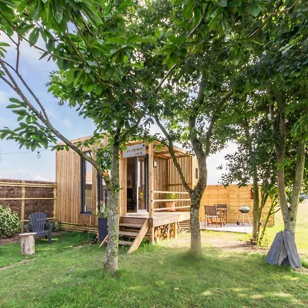 Au Coeur Du Vignoble Nantais Avec Piscine Privative Chauffee - Fr-1-306-1210